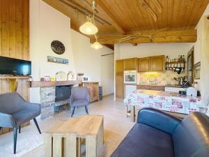 Charmant 3 pièces au pied des pistes à Combloux - FR-1-560-59