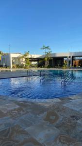 Studio Completo em Muro Alto com Lazer de Resort e Praia a 150m