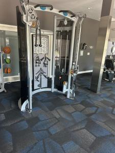 Modern, comfy HOME near ASU & PHX Airport