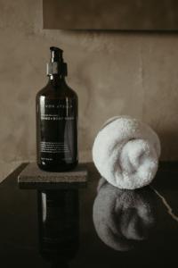 The Iggy Hotel Seseh Studio 2, Sauna & Ice Bath