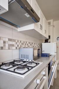 Konstanzer 103 - 2 camere, bucatarie, baie, parcare pazita, TV, Wi-Fi, utilat complet