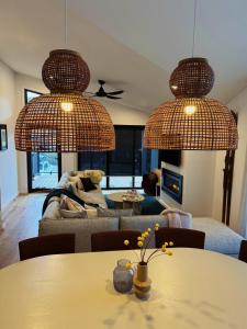 PISTE LUXURY CHALET - THE GRANDE - Oaks Lake Crackenback Resort