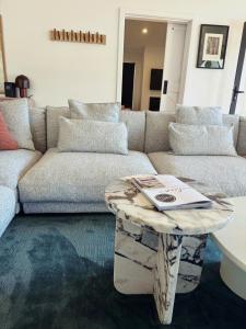 PISTE LUXURY CHALET - THE GRANDE - Oaks Lake Crackenback Resort