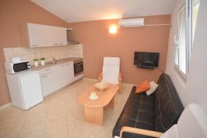 Apartments Salamun 