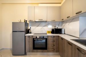 Roman Forum, Family-Friendly Home, Metro Access