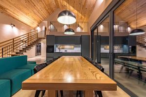 Blacksmith house Luxury Design Villa with Private Spa and Nature Views