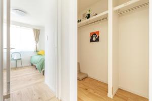 Newly Built Villa Guesthouse Asakusa, Akihabara, Ginza, Ueno, Tokyo Airport Accessible Muji-Style 2xSeparate Vanity Counters 2xSmart toilets