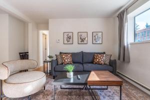 Pet-friendly 4BR Seattle Retreat with Fenced Yard