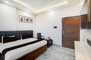 Hotel O Hanuman Gadi Formerly Alankar Lawn