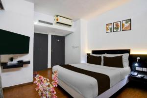 Townhouse Oak Ballygunge Formerly Hotel Lovelock