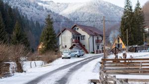 Cabana Acasă la Delia