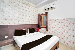 Super Collection O Prabhat Nagar Bareilly