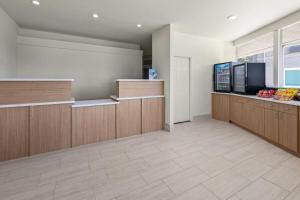 Ramada by Wyndham Merced