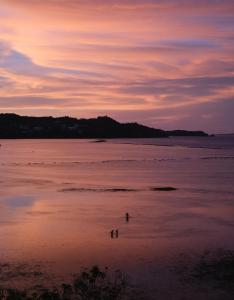 Balai Isla Entire Hilltop Home