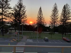 Burleigh Heads Oceanfront Retreat