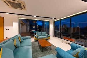 Exquisite 4-Bedroom Villa with Private Pool - The Bay C2