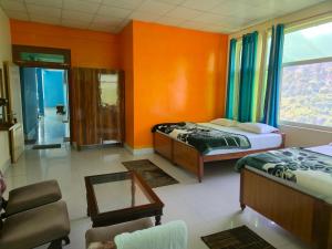 Rituraj Hotel and Restaurant