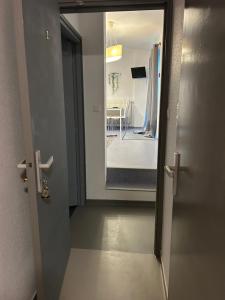 CHAMBRE PRIVE PROCHE de LA GARE SNCF