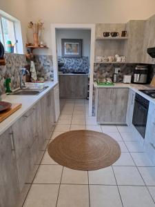 A1Bay View Guest House Cottage & Apartment SEA FACING