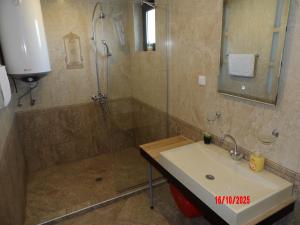 Етаж от Хаджи Марковата къща за гости - град Дряново