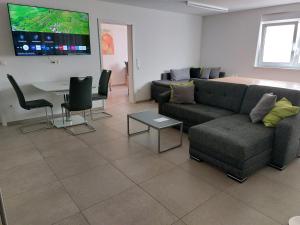 Unterkunft im Untergeschoss in Steinmauern