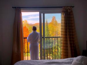 Delarose Cottage, Ski, Spa, pool table & starry night