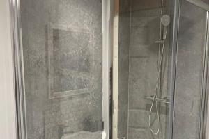 Cosy Apartment above Village Pub