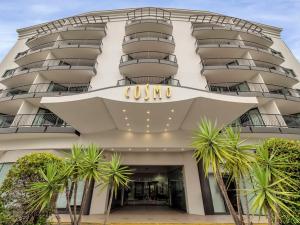 Cosmo Apartment Hotel