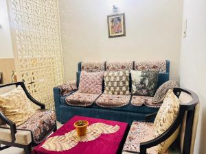 Mero vrindavan home stay