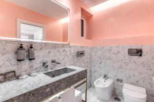 Relais Trevi 95 Boutique Hotel