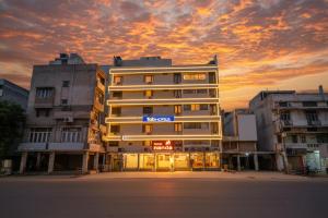 FabHotel Nanda - Nr Ludhiana Junction Railway Station