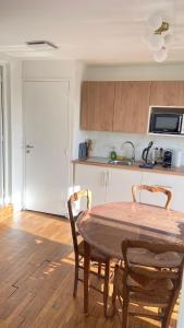 A 800 metres de la plage, maison de vacances, parking, terrasse