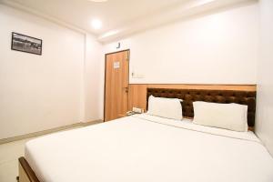 FabHotel Stay Inn International - Nr Sealdah Station