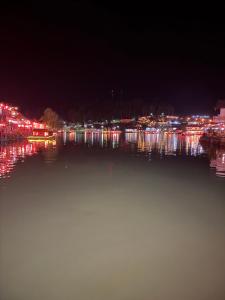 ริมหมอก จาต๋ารักไทย