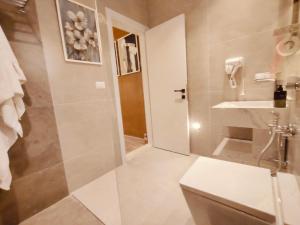 جناح فندقي حديث مريح في قلب القاهرة