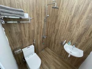 COZZY studio close HO TAY VS LOTTE MAIL