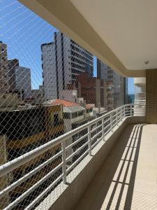 Apto Quadra Mar - Meia Praia - 3 quartos