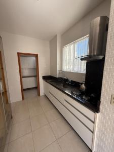 Apto Quadra Mar - Meia Praia - 3 quartos