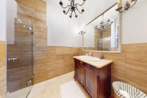 Rose Residence 2 Bedrooms, Terrace, Parking