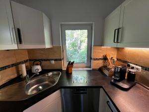 Haus am See mit Badestelle