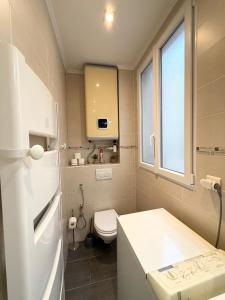 Parisian Studio Arc Triomphe