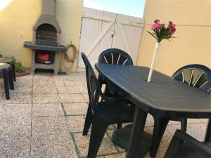 Villa T2 avec piscine et parking à Port Leucate, 4 personnes - FR-1-81-388