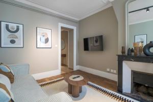 Charmant et Moderne - Invalides