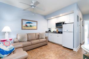 Harbour House at the Inn 315