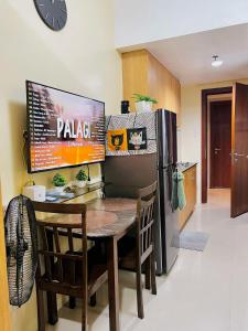 Shell Residences - Rhoi