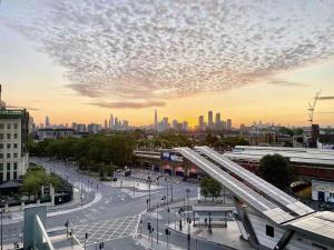 London Riverside Apartment