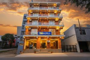 FabHotel Unique Stay