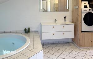 Holiday Home Blomstervangen Oksbøl Iv