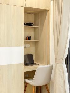 SolStay West Lake DEldorado Apartment