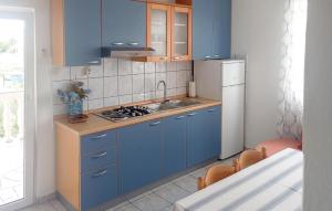 Amazing Apartment In Lopar With Wifi 